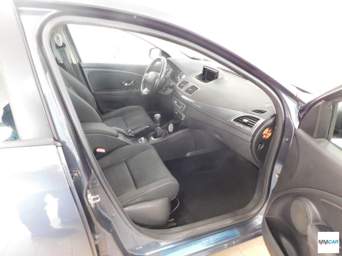 Renault Mégane SporTour dCi 110CV Start&Stop SporTour Energy Limited (6)