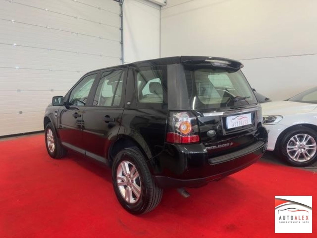 Land Rover Freelander 2.2 TD4 S.W. HSE (6)