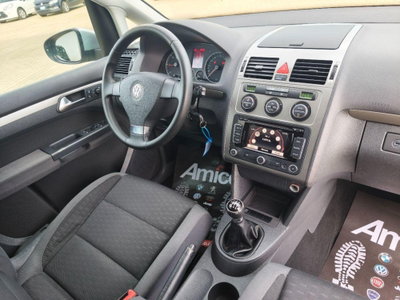 Volkswagen Touran TDI 105CV DPF Highline (14)