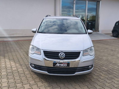 Volkswagen Touran TDI 105CV DPF Highline (2)