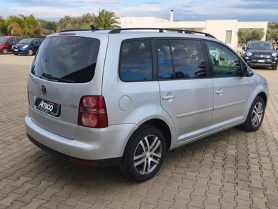 Volkswagen Touran TDI 105CV DPF Highline (5)
