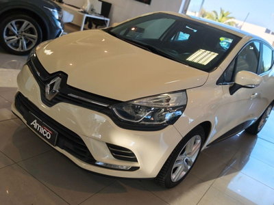 Renault Clio 1.5 dCi 8V 75CV 5 porte Wave (2)