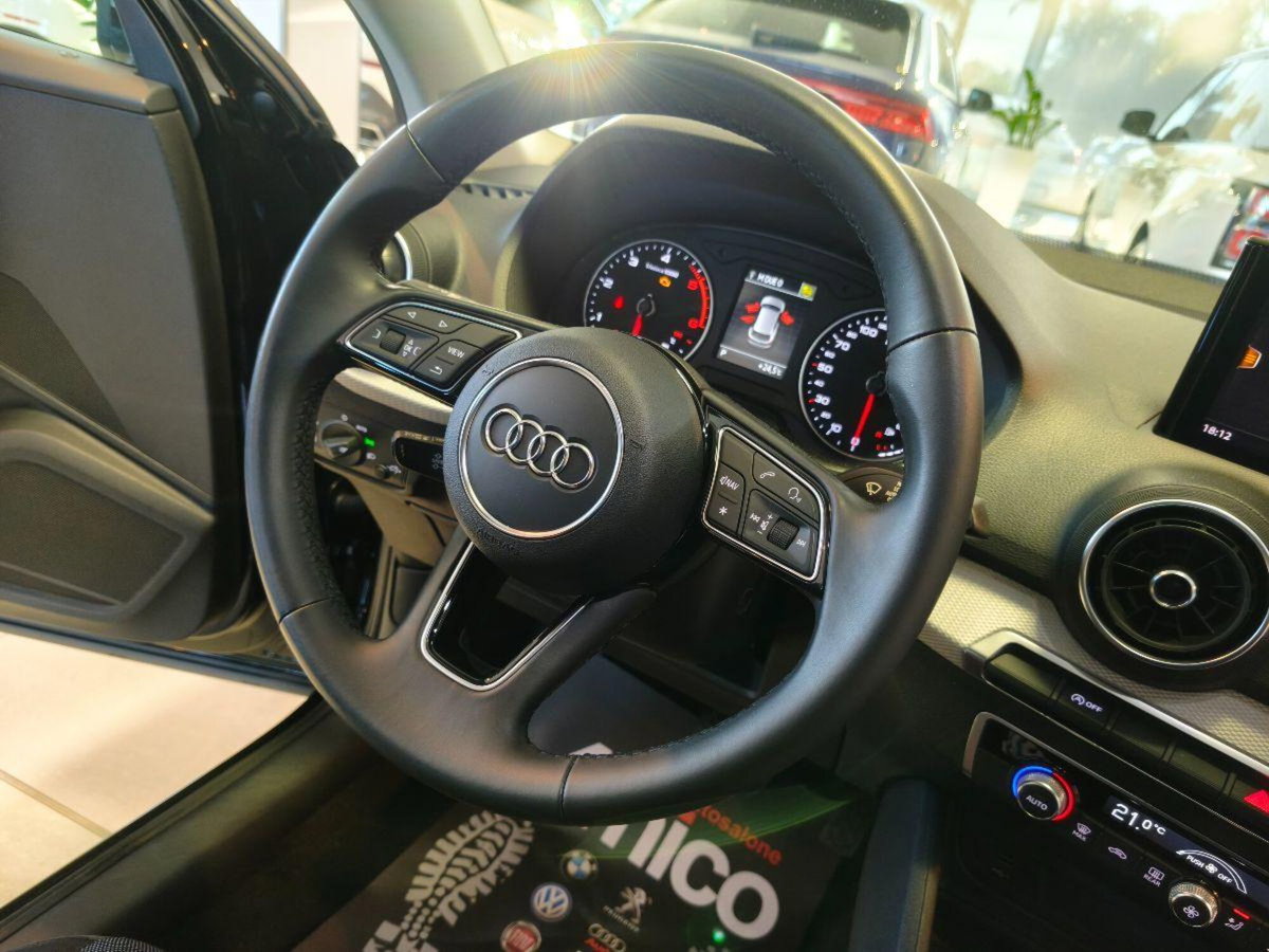 Audi Q2 Q2 30 TDI S tronic Business Design (15)