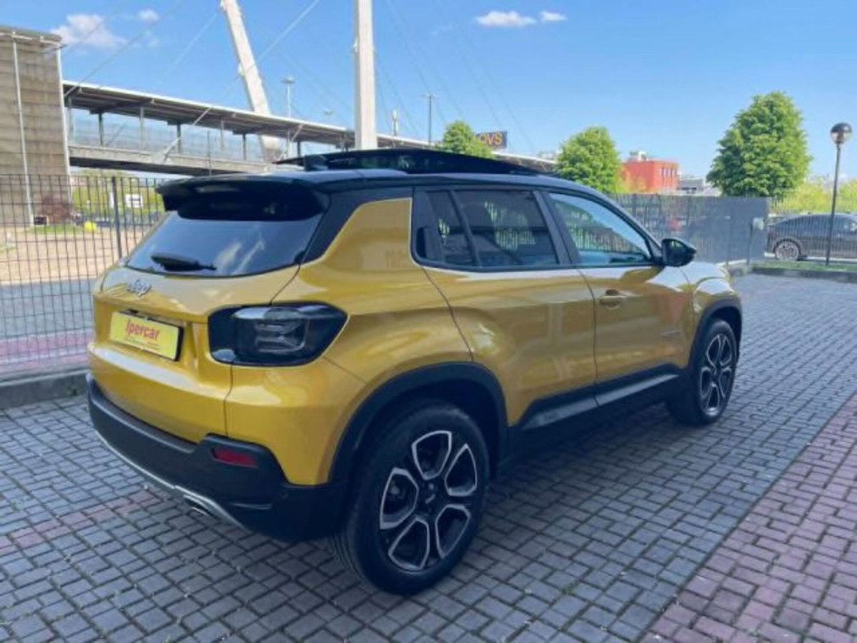 Jeep Avenger 1.2 turbo Summit fwd 100cv (4)