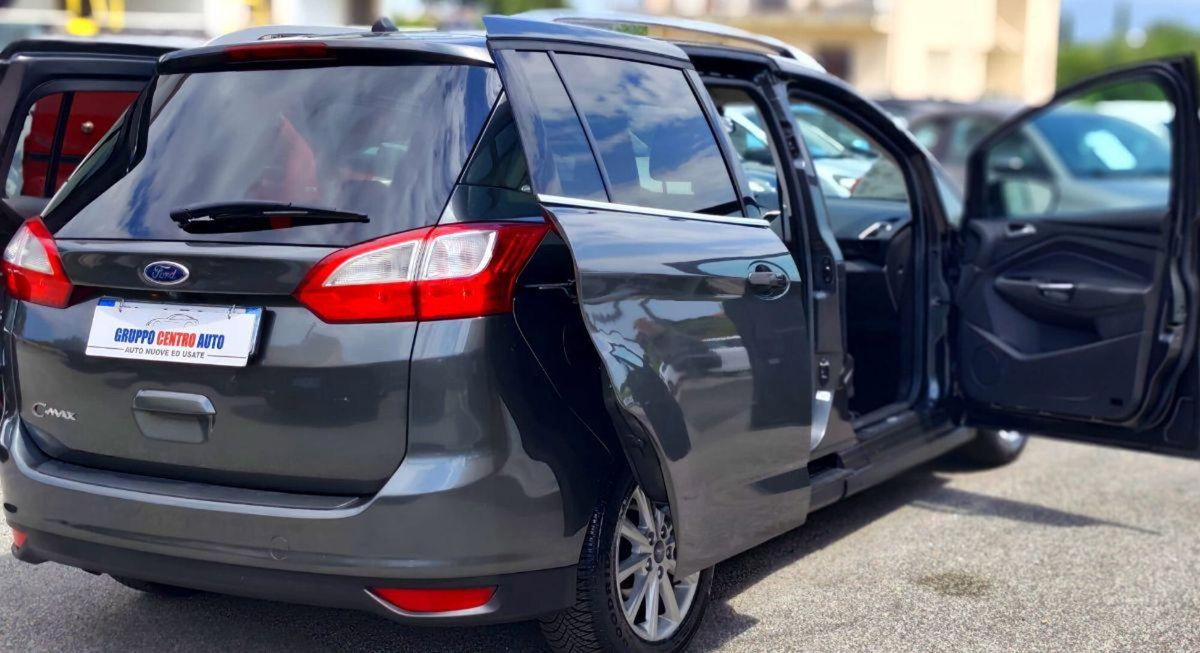 Ford C-Max 1.5 TDCi 120CV Start&Stop Plus (3)