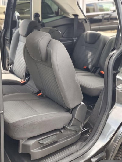 Ford C-Max 1.5 TDCi 120CV Start&Stop Plus (7)