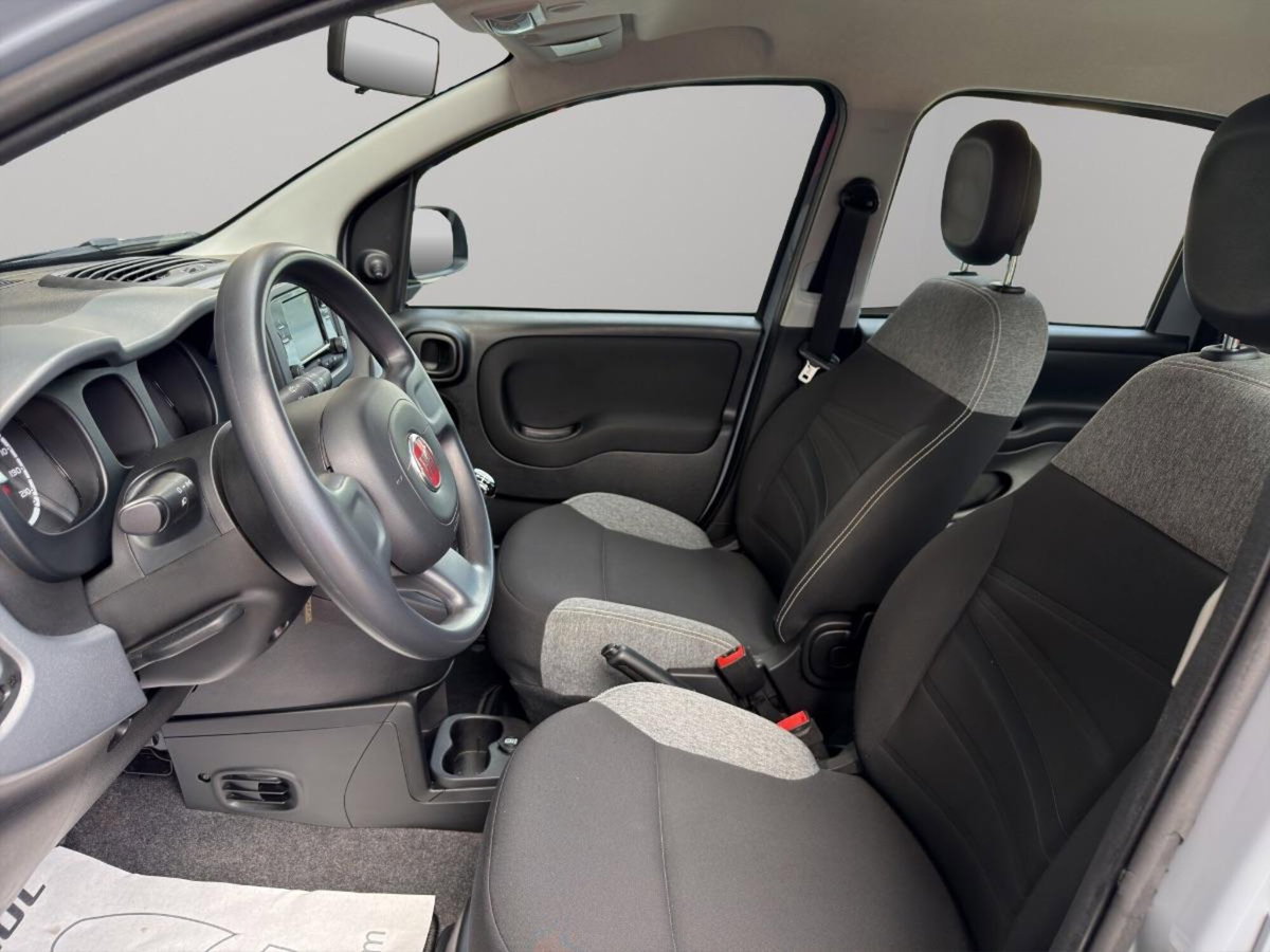 Fiat Panda 1.0 FireFly S&S Hybrid City Cross (9)