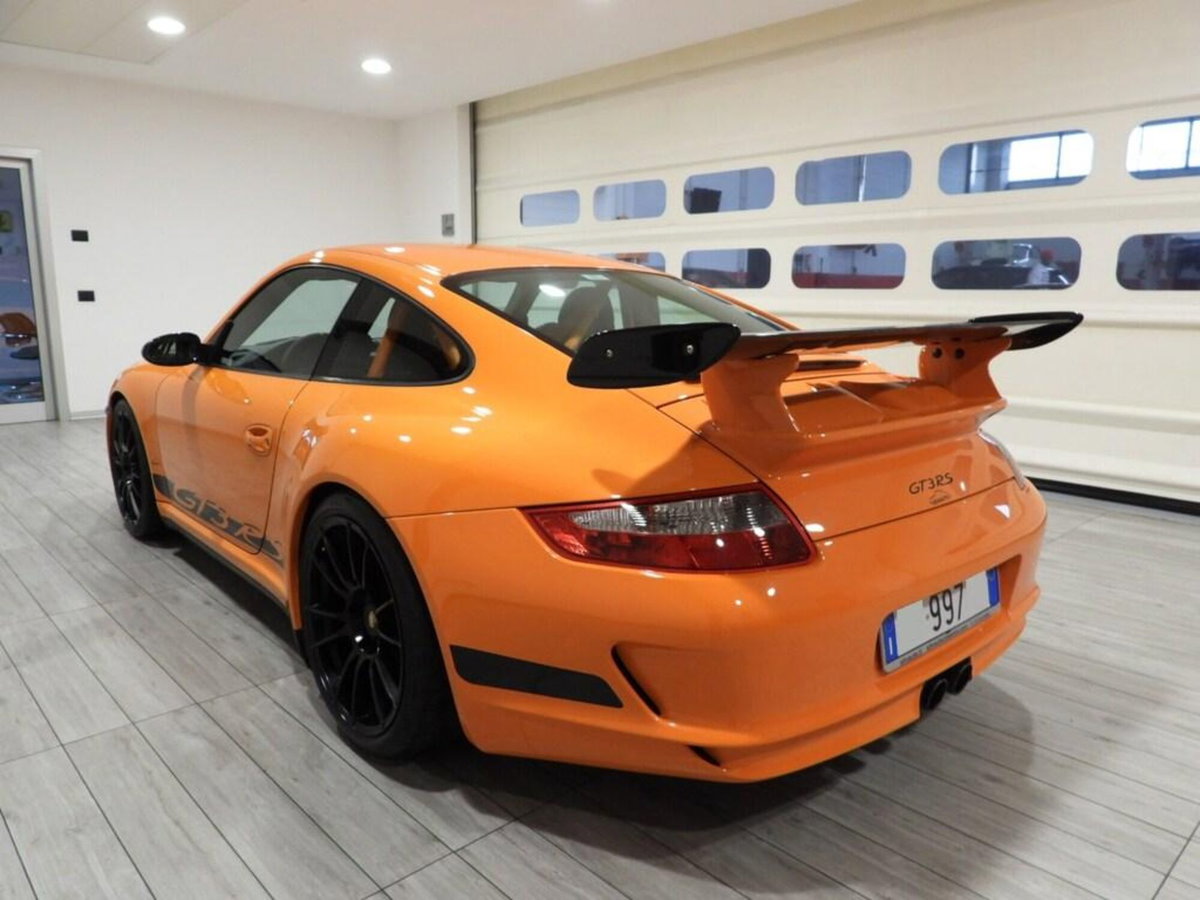 Porsche 911 Coupé GT3 RS (2)