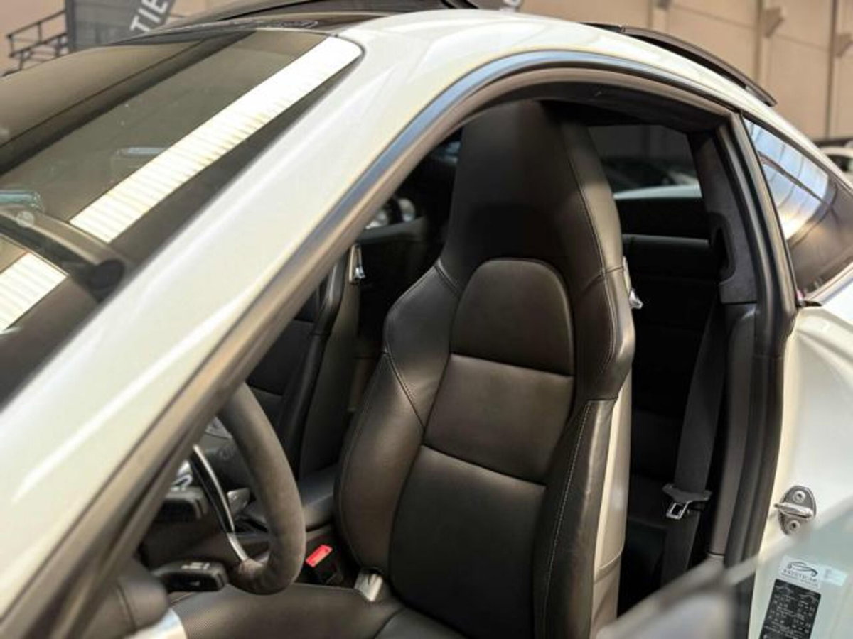 Porsche 911 Coupé 3.8 Turbo (11)