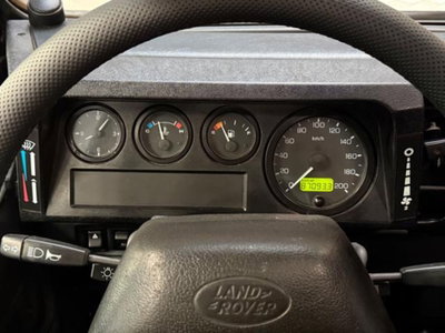 Land Rover Defender 90 2.5 Td5 Station Wagon Tomb Raider (13)