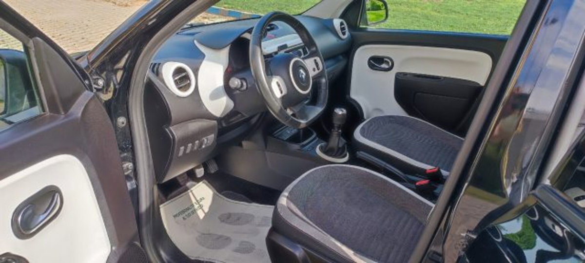 Renault Twingo SCe 65 CV Duel2 (9)