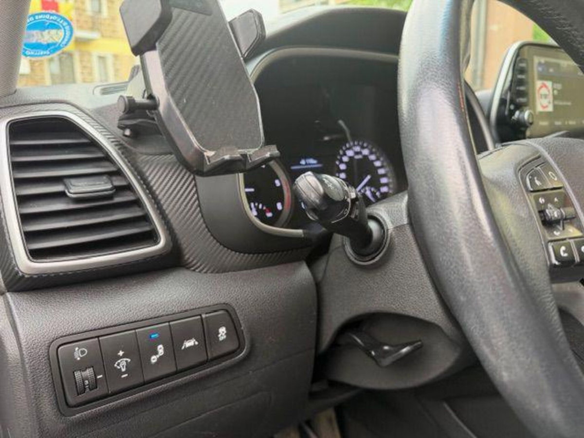 Hyundai Tucson 1.6 CRDi 136CV 48V Exellence (12)