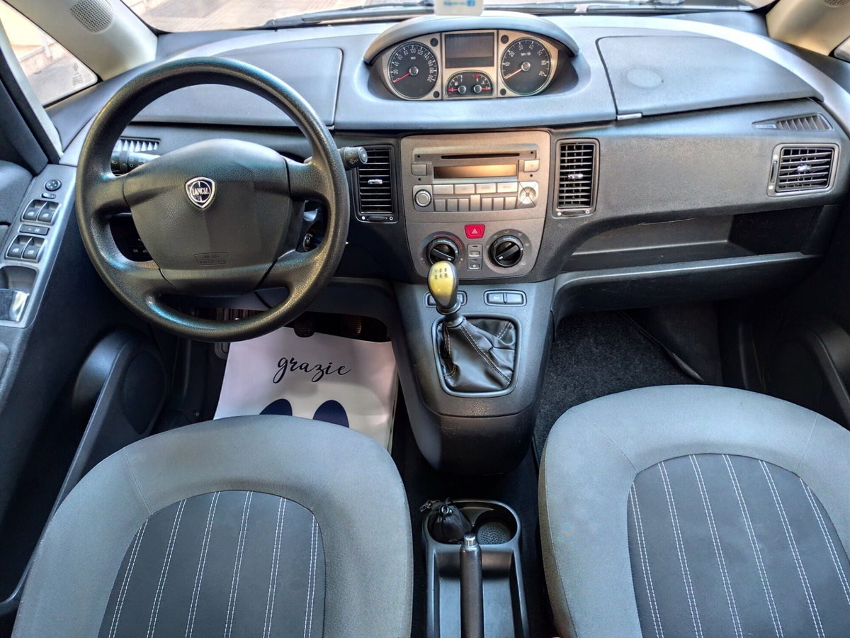 Lancia Musa 1.4 Diva Ecochic GPL (17)