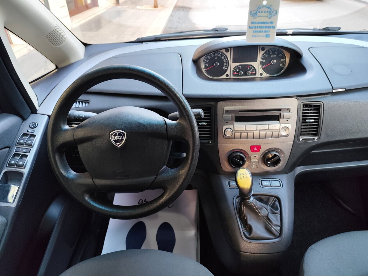 Lancia Musa 1.4 Diva Ecochic GPL (18)