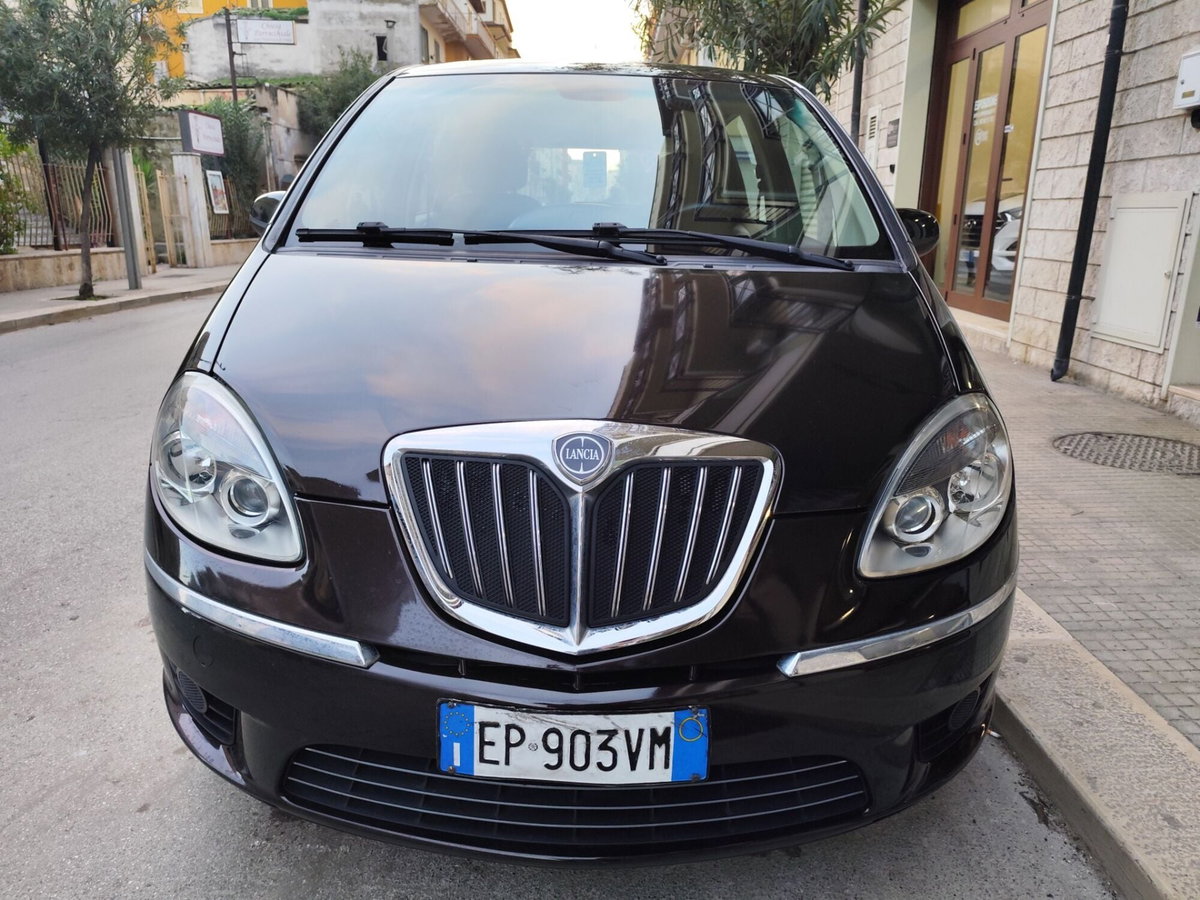Lancia Musa 1.4 Diva Ecochic GPL (2)