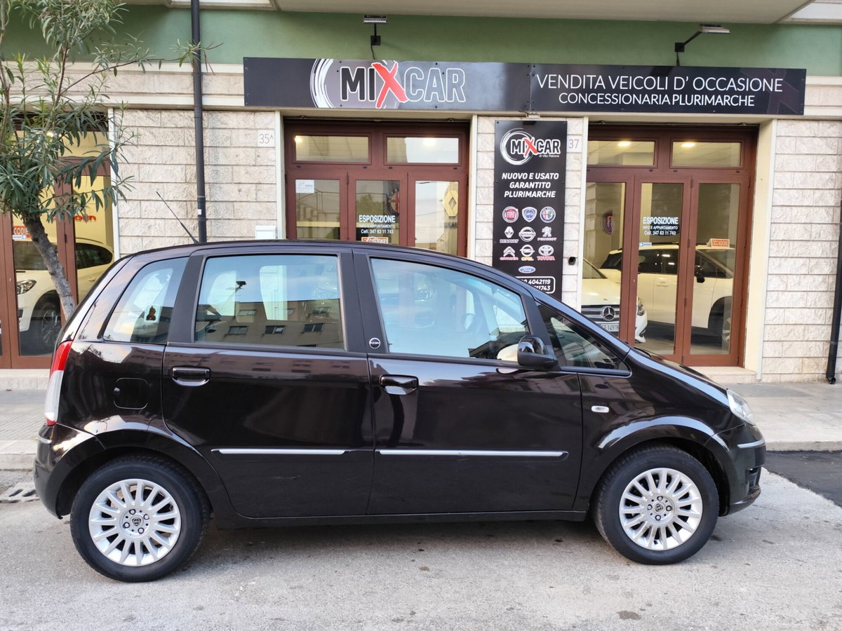 Lancia Musa 1.4 Diva Ecochic GPL (9)