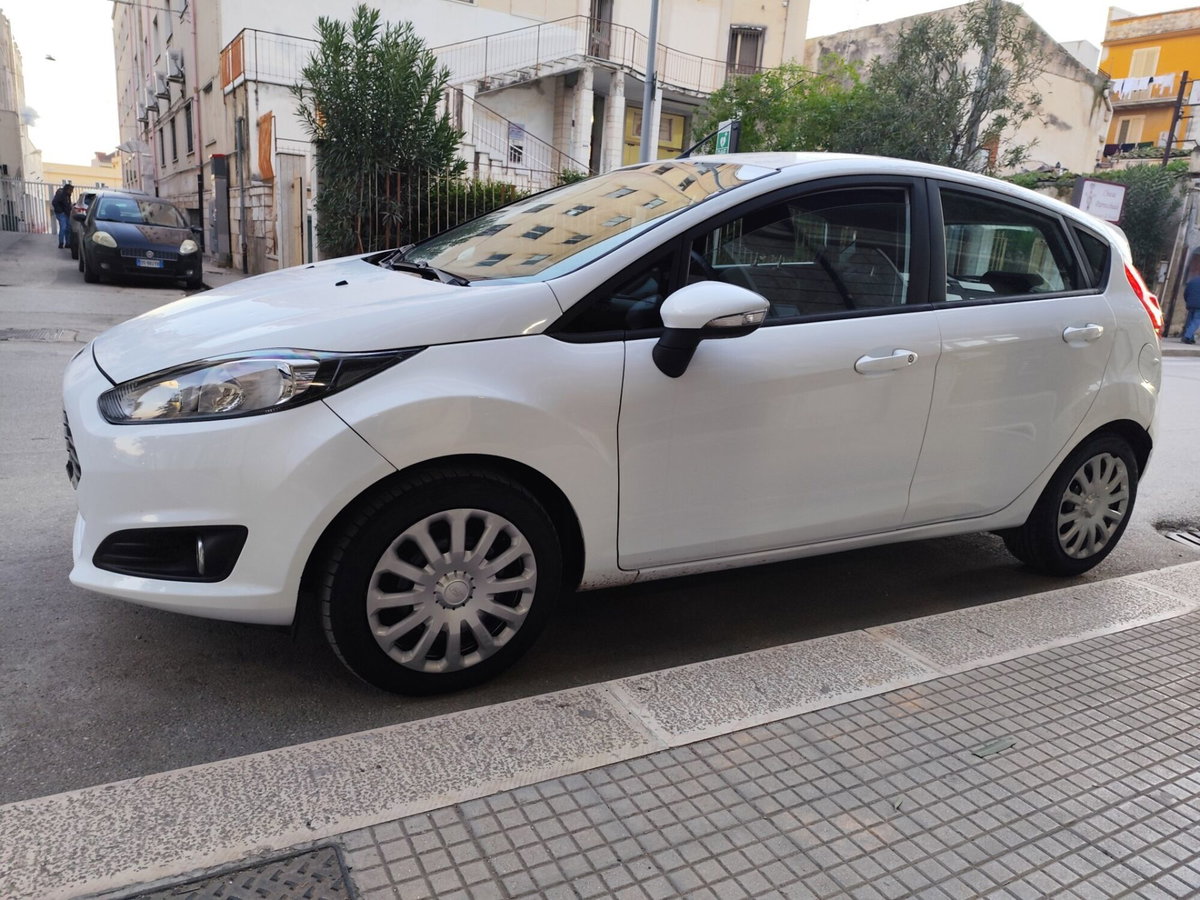 Ford Fiesta 1.5 TDCi 75CV 3 porte  Entry (4)