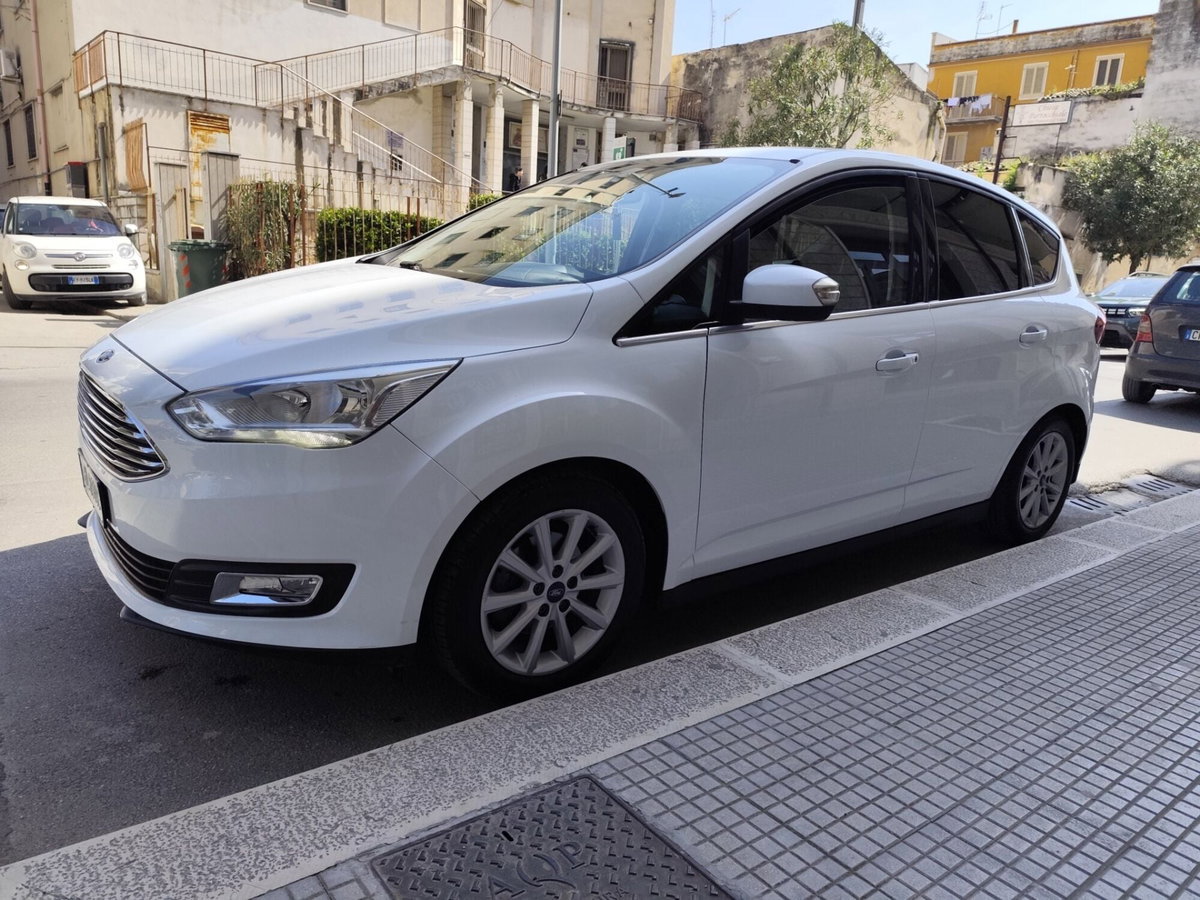 Ford C-Max 1.5 TDCi 120CV Powershift Start&Stop Titanium (4)