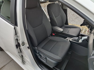 Toyota Yaris Cross 1.5h GR Sport Black Sky fwd 116cv e-cvt (14)