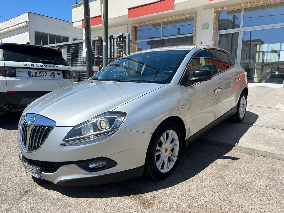 Lancia Delta 1.6 MJT DPF Argento