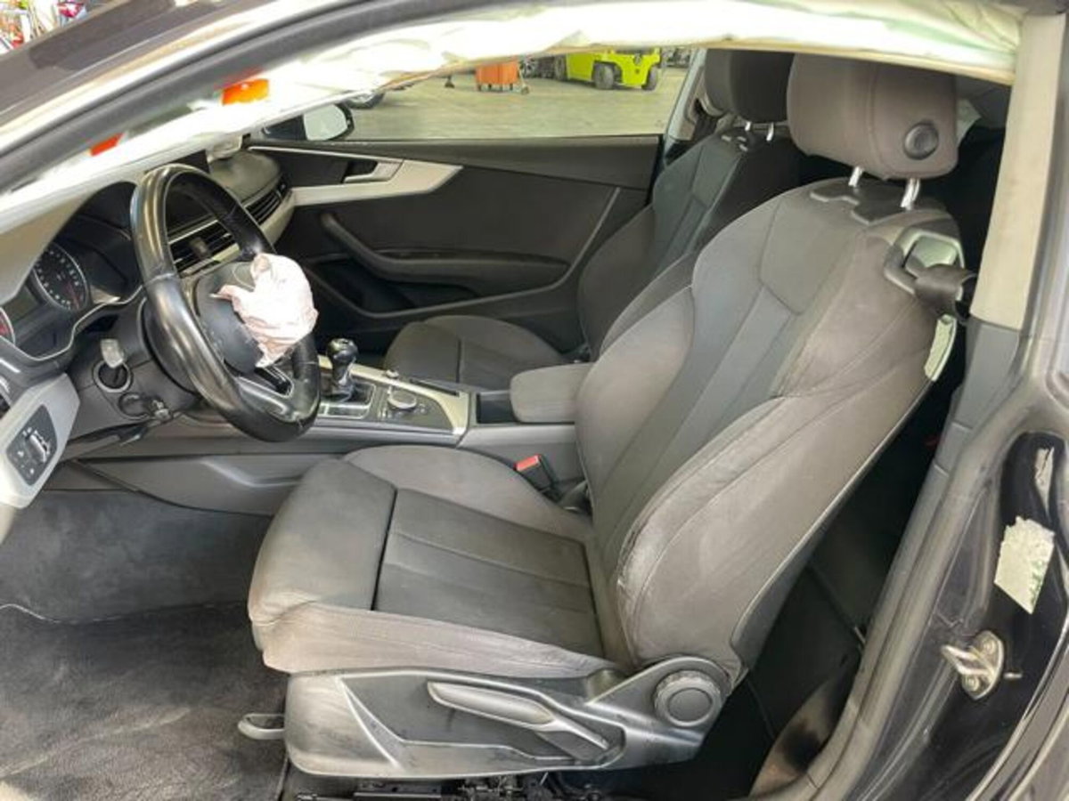 Audi A5 Coupé 2.0 TDI 190 CV ultra (10)