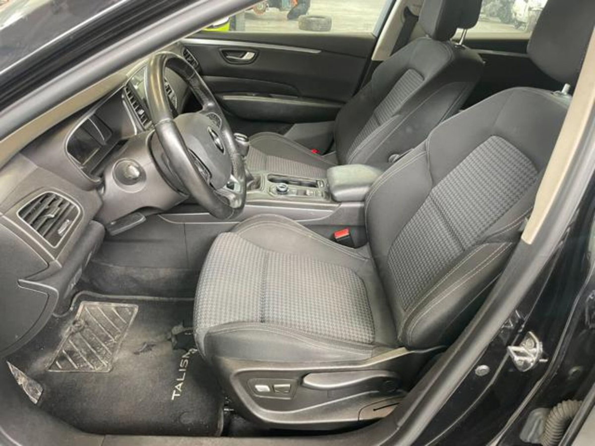 Renault Talisman SporTour dCi 120 CV Business (12)