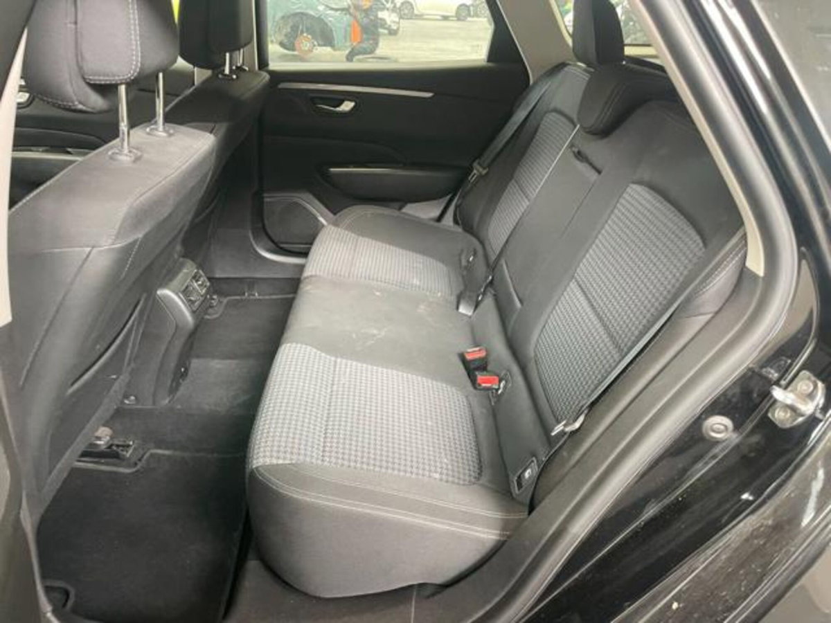 Renault Talisman SporTour dCi 120 CV Business (13)
