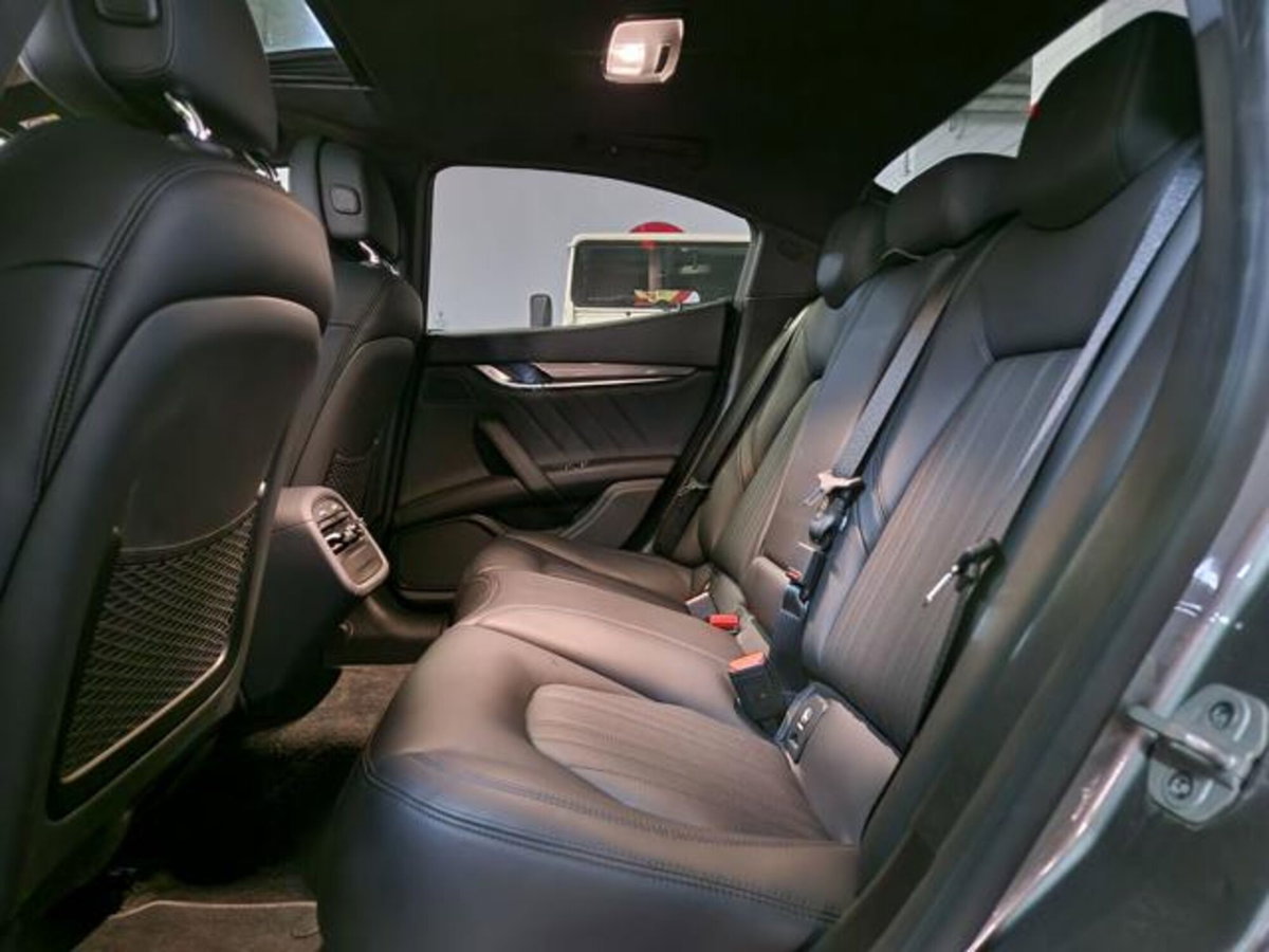 Maserati Ghibli Ghibli V6 Granlusso