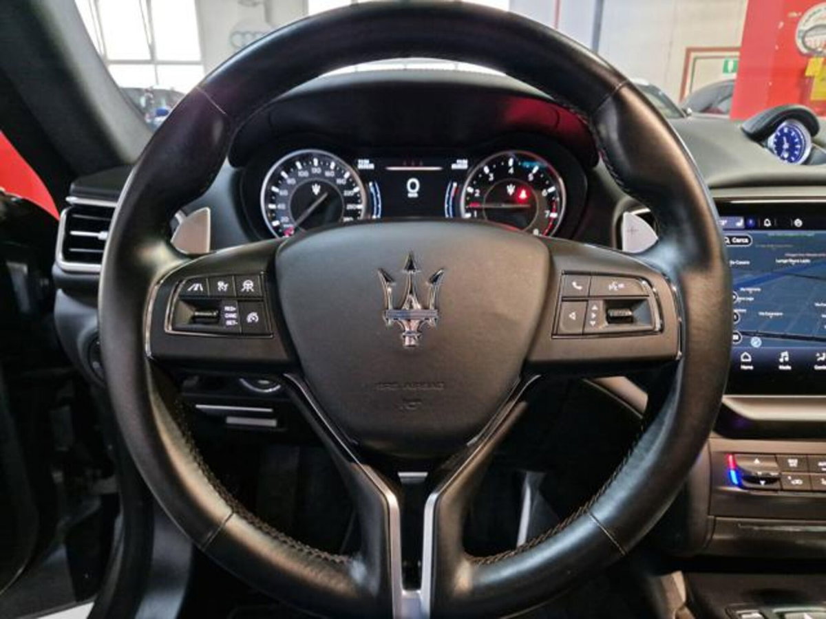 Maserati Ghibli Ghibli V6 Granlusso (2)