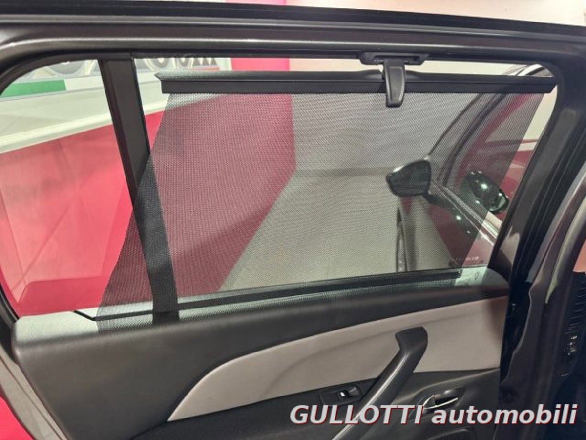 Citroen Grand C4 Picasso 1.6 e-HDi 115 Seduction (18)