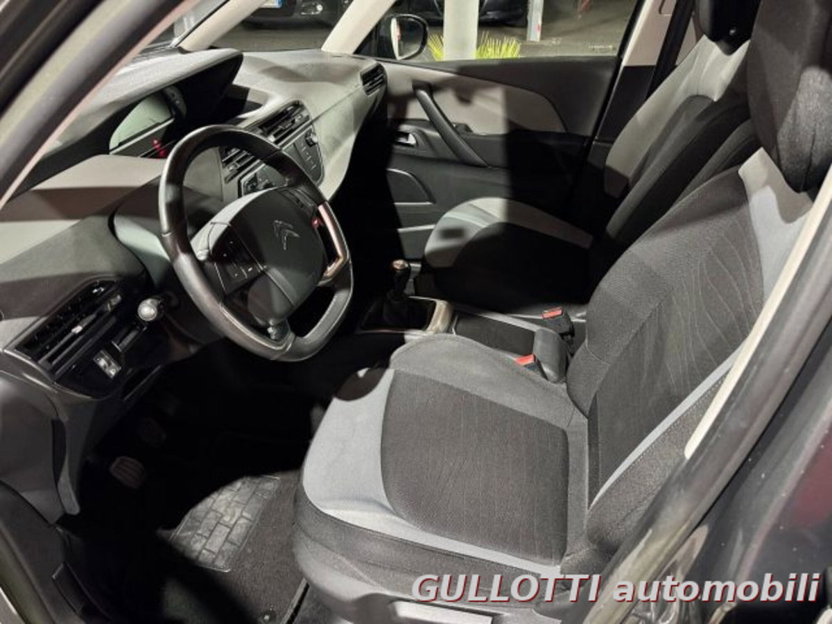 Citroen Grand C4 Picasso 1.6 e-HDi 115 Seduction (9)