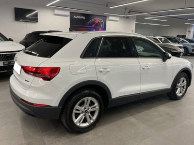 Audi Q3 Sportback 2.0 tdi Business 150cv s-tronic (9)