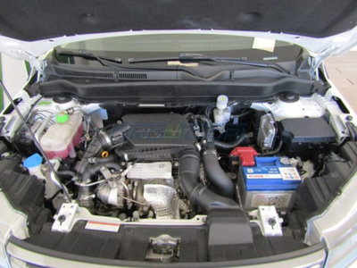 Suzuki Vitara 1.4 Hybrid Easy Cool (17)