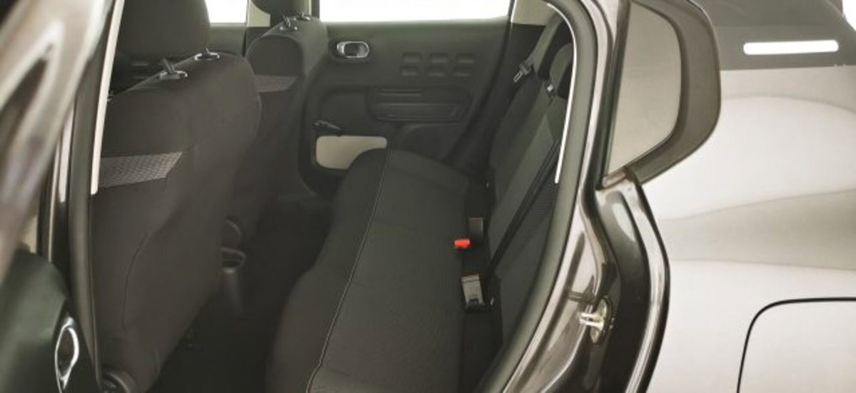 Citroen C3 BlueHDi 100 S&S Shine (14)