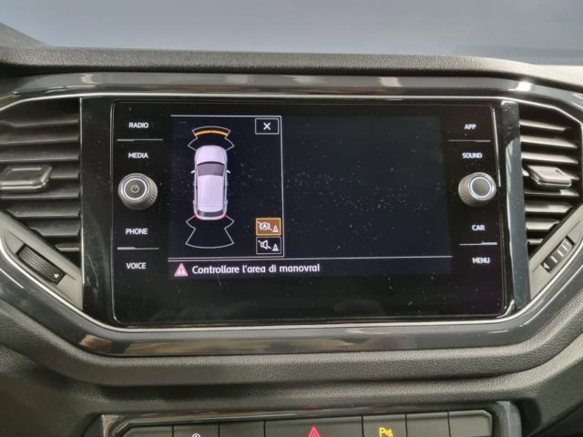 Volkswagen T-Roc 1.5 tsi R-Line (10)