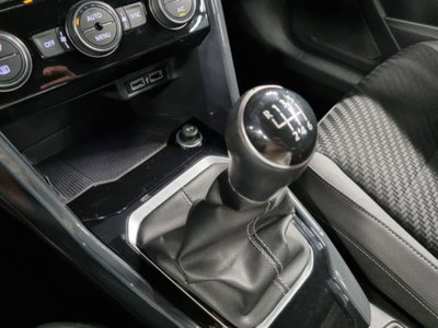Volkswagen T-Roc 1.5 tsi R-Line (11)