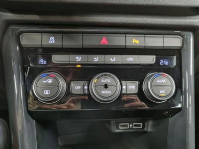Volkswagen T-Roc 1.5 tsi R-Line (12)