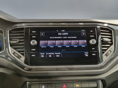 Volkswagen T-Roc 1.5 tsi R-Line (13)