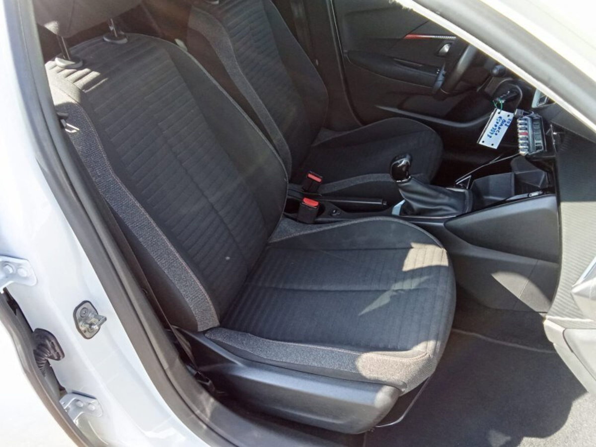 Peugeot 208 PureTech 75 Stop&Start 5 porte Active (11)