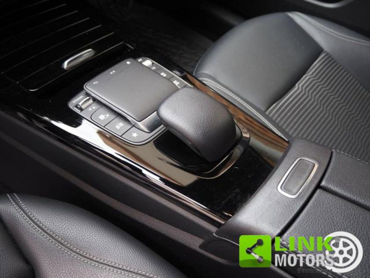 Mercedes-Benz Classe A 250 e phev Advanced auto (15)