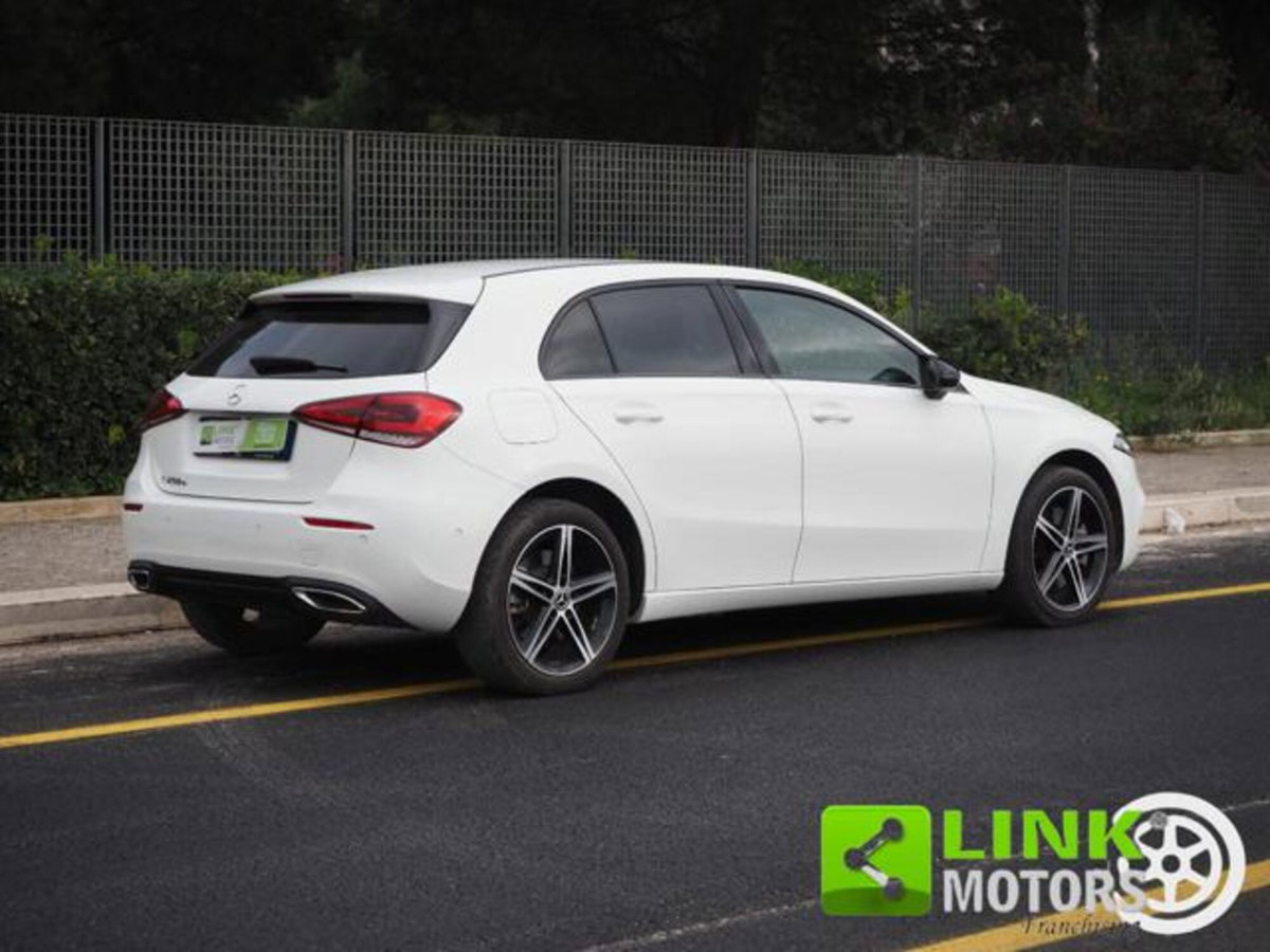 Mercedes-Benz Classe A 250 e phev Advanced auto (2)