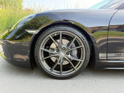 Porsche 718 Cayman  Cayman 2.0 T (19)