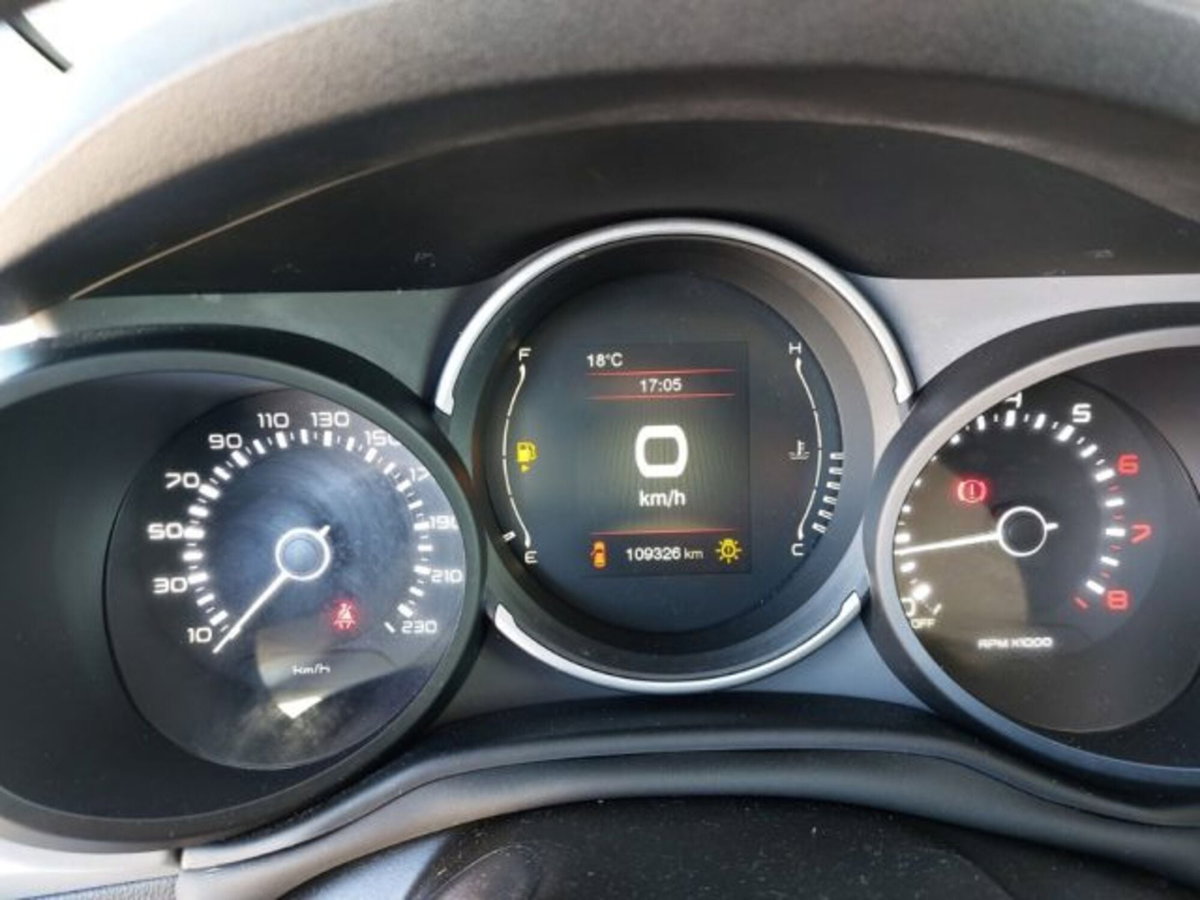 Fiat 500L 1.4 95 CV Pop (9)