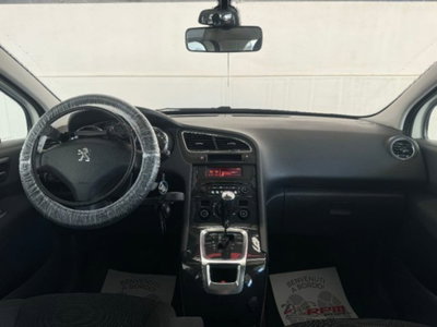 Peugeot 5008 2.0 HDi 163CV aut. Business (19)