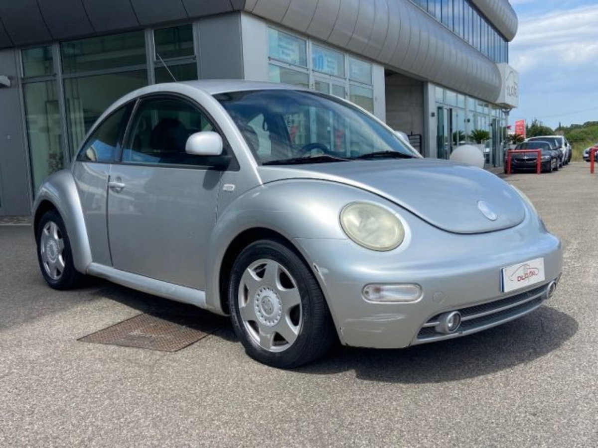 Volkswagen New Beetle TDI (2)
