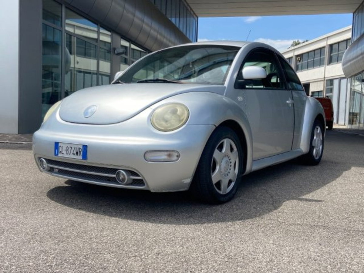 Volkswagen New Beetle TDI (3)