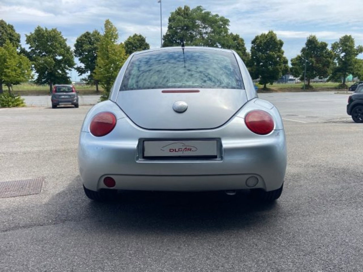 Volkswagen New Beetle TDI (9)