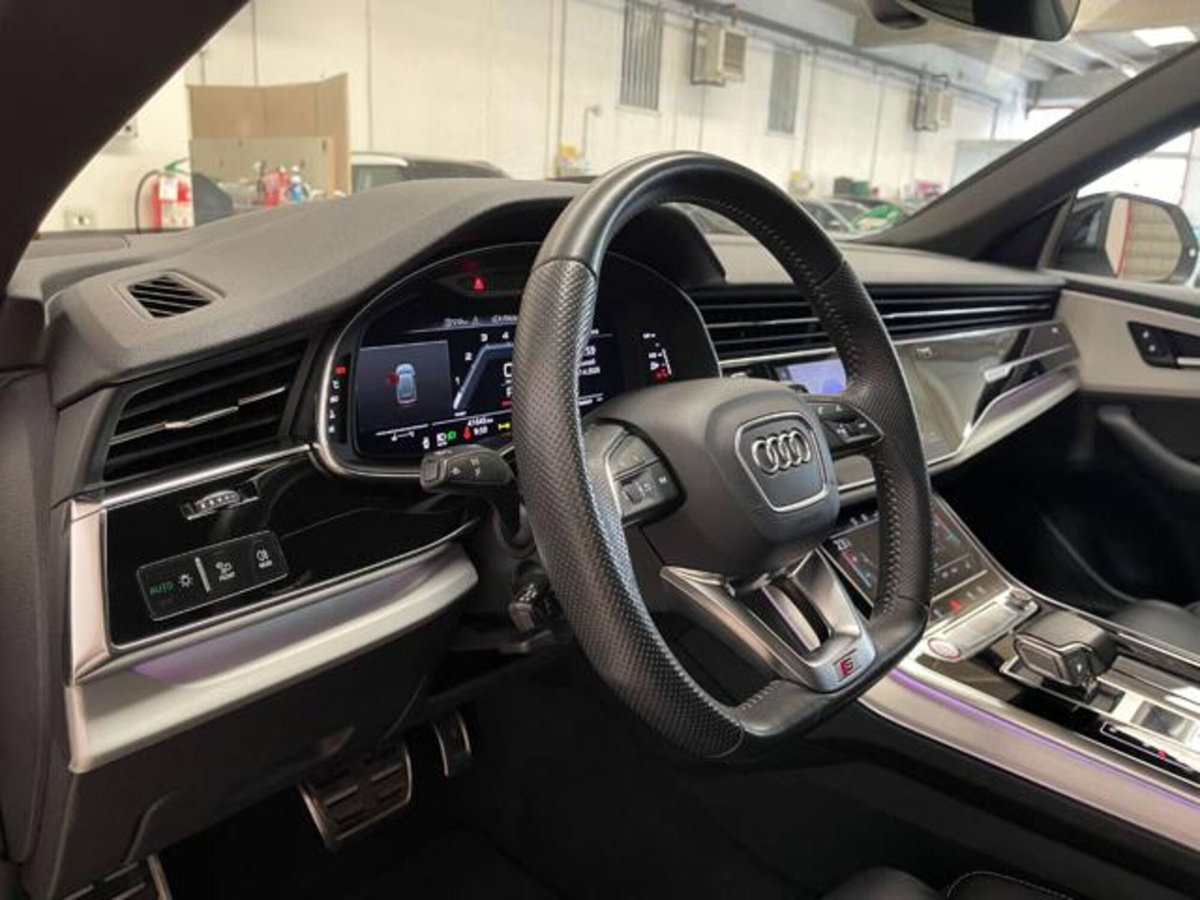Audi SQ8 TDI quattro tiptronic (10)