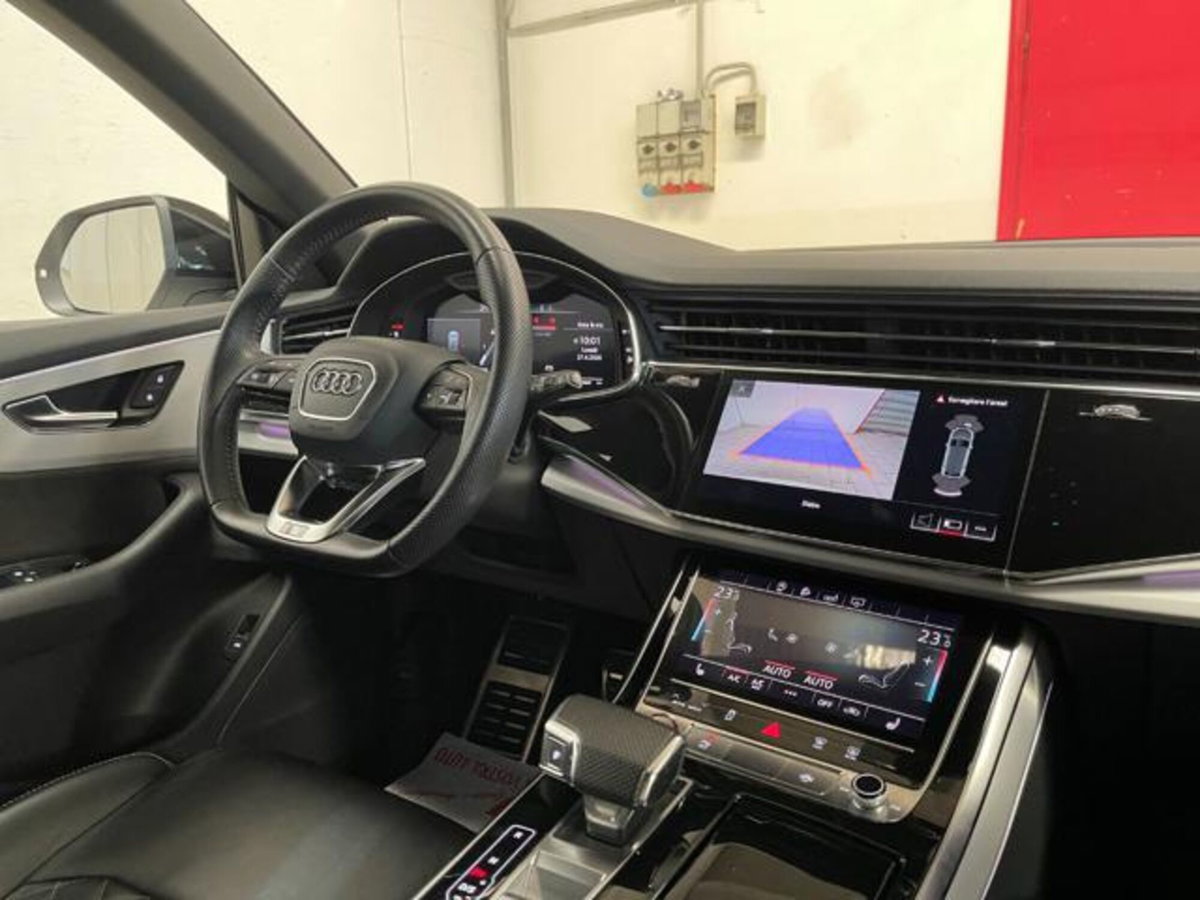Audi SQ8 TDI quattro tiptronic (19)