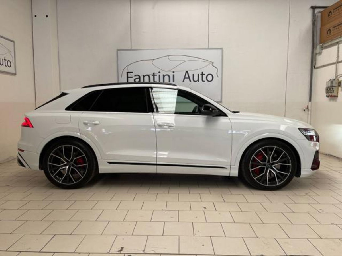 Audi SQ8 TDI quattro tiptronic (2)